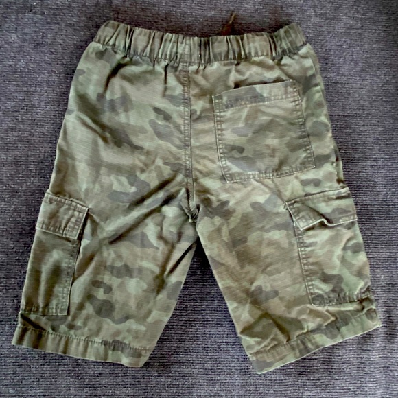 Boys 10/12 Old Navy Shorts - Picture 2 of 4